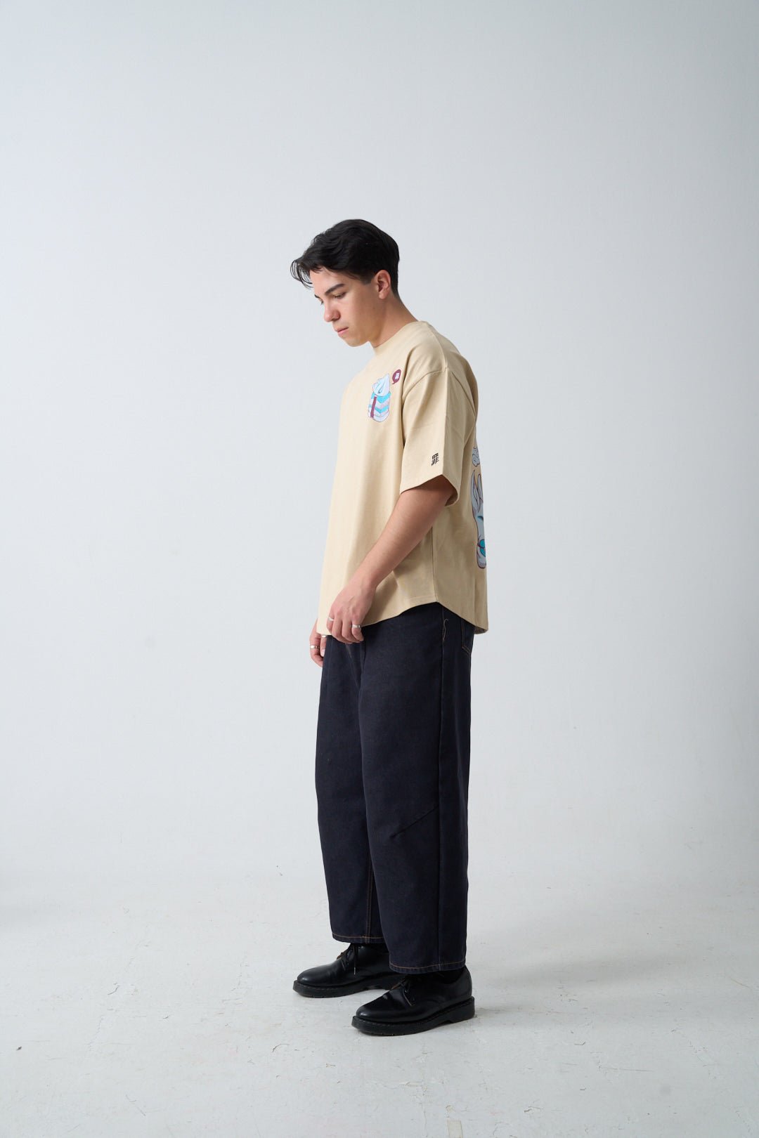Tsumi x Iain Macarthur . T-shirt・Sand - Limited edition
