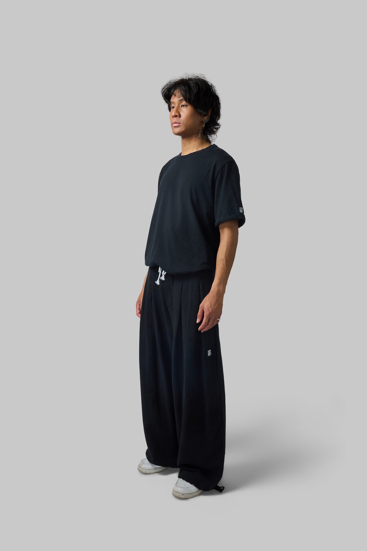 Baggy Sweatpants . Black