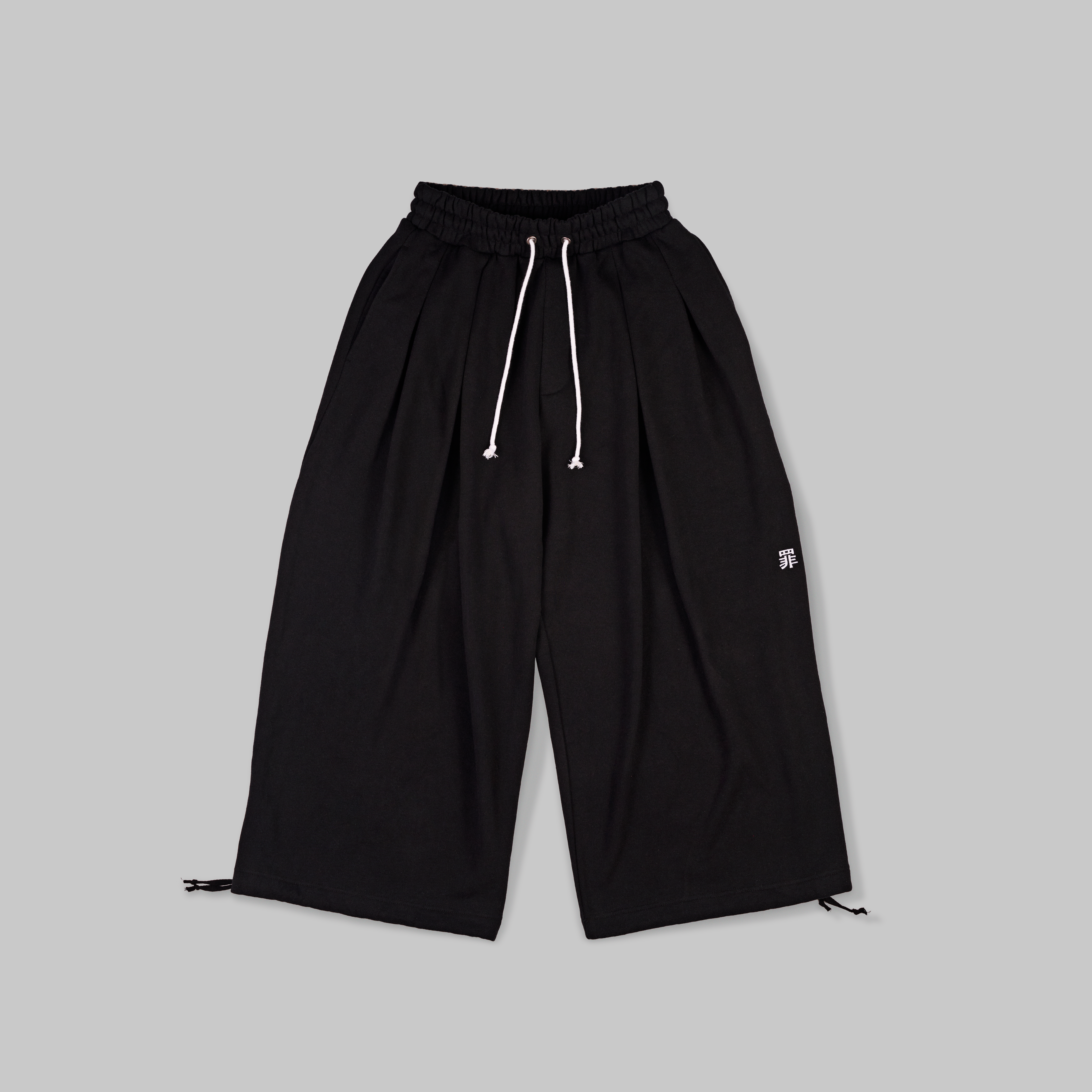 Baggy Sweatpants . Black